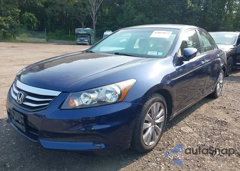 2011 Honda Accord 2.4 Ex z USA, uszkodzony, nr VIN 1HGCP2F74BA110704